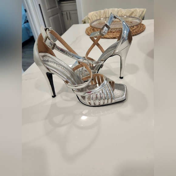 Alvin Valley Shoes - Alvin Valley Silver Heels